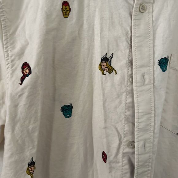 Marvel ĂâVans super hero button down shirt Thor
Spider-Man - Picture 3 of 6